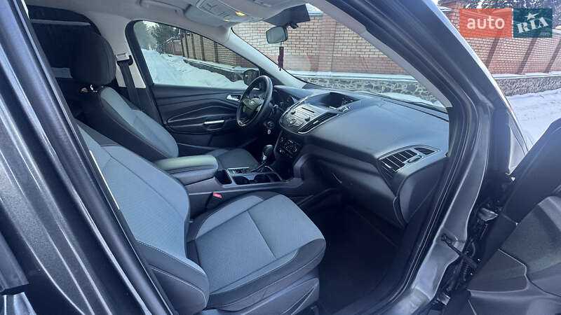 Позашляховик / Кросовер Ford Escape 2017 в Дубні фото 28 Позашляховик / Кросовер Ford Escape 2017 в Дубні