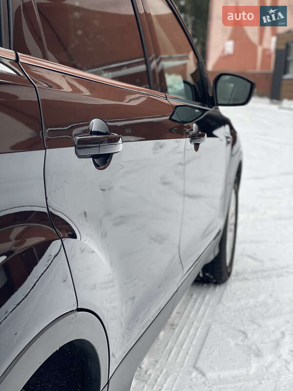 Внедорожник / Кроссовер Ford Escape 2017 в Бурштыне фото 26 Внедорожник / Кроссовер Ford Escape 2017 в Бурштыне