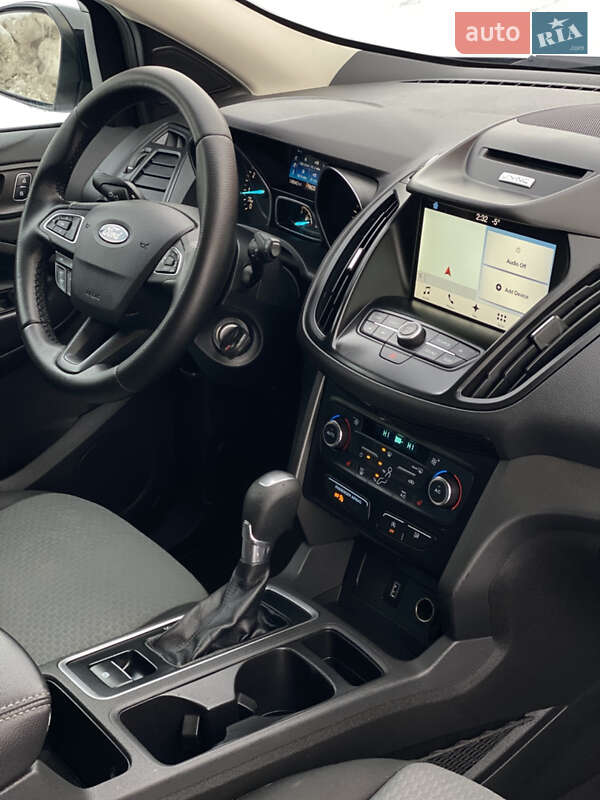Внедорожник / Кроссовер Ford Escape 2017 в Бурштыне фото 43 Внедорожник / Кроссовер Ford Escape 2017 в Бурштыне