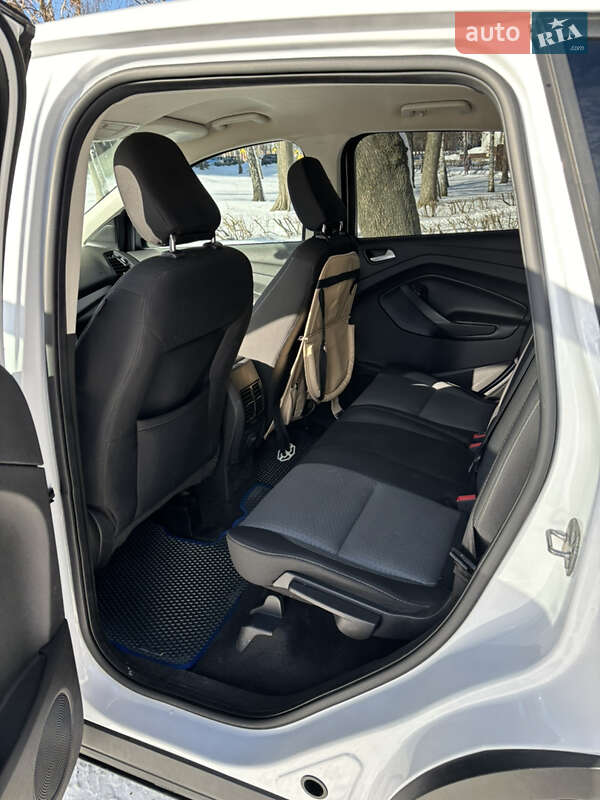 Внедорожник / Кроссовер Ford Escape 2019 в Нежине