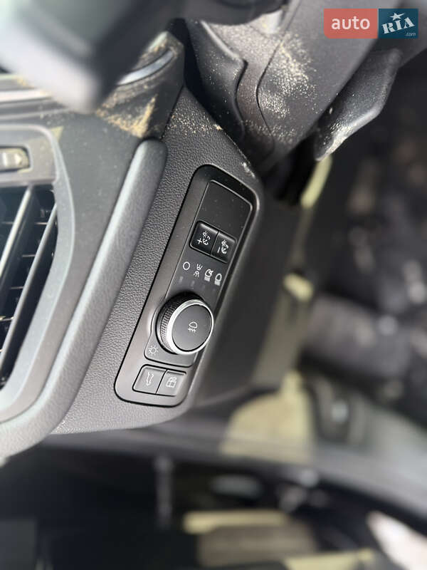 Позашляховик / Кросовер Ford Escape 2024 в Львові фото 27 Позашляховик / Кросовер Ford Escape 2024 в Львові