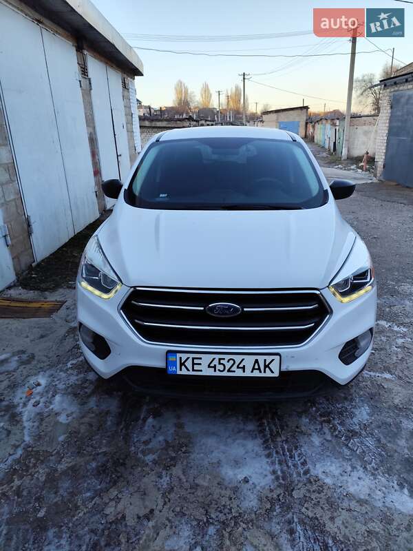Позашляховик / Кросовер Ford Escape 2019 в Кривому Розі фото Позашляховик / Кросовер Ford Escape 2019 в Кривому Розі