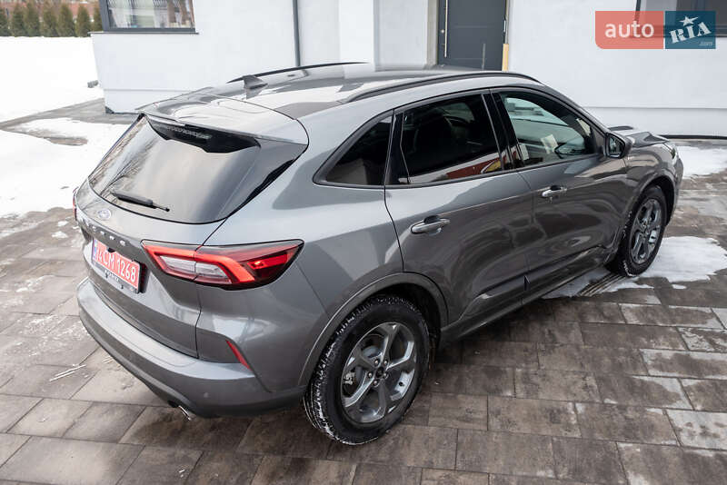 Внедорожник / Кроссовер Ford Escape 2023 в Ивано-Франковске