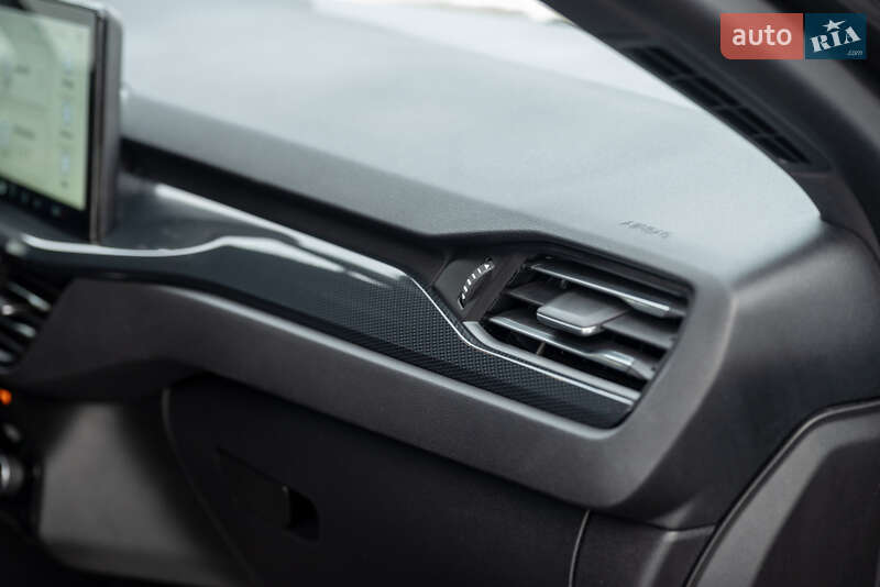 Внедорожник / Кроссовер Ford Escape 2023 в Ивано-Франковске