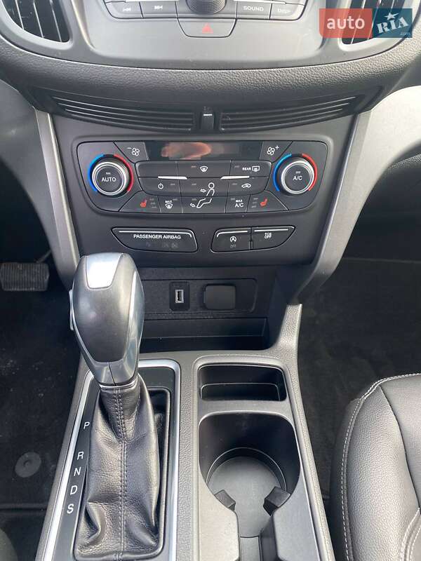 Позашляховик / Кросовер Ford Escape 2018 в Львові фото 12 Позашляховик / Кросовер Ford Escape 2018 в Львові