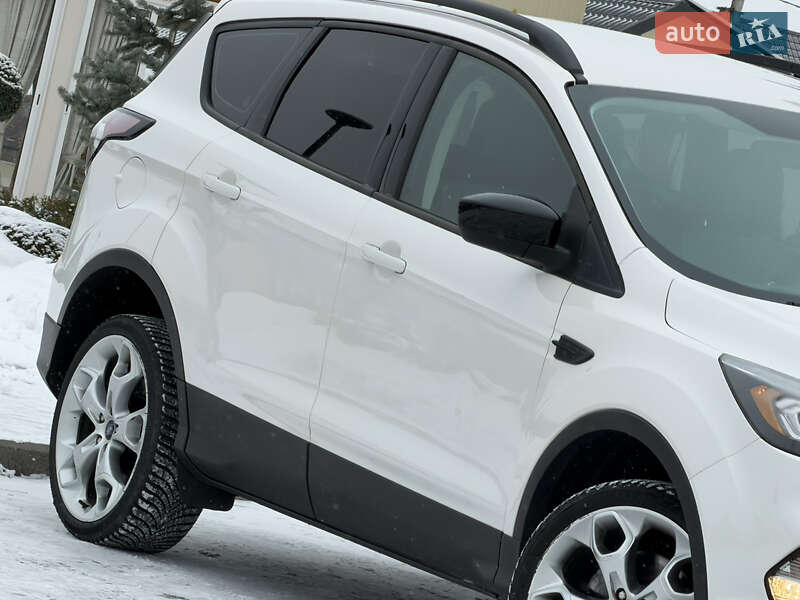 Позашляховик / Кросовер Ford Escape 2018 в Дрогобичі фото 16 Позашляховик / Кросовер Ford Escape 2018 в Дрогобичі