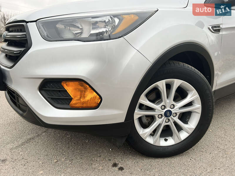 Позашляховик / Кросовер Ford Escape 2019 в Миколаєві