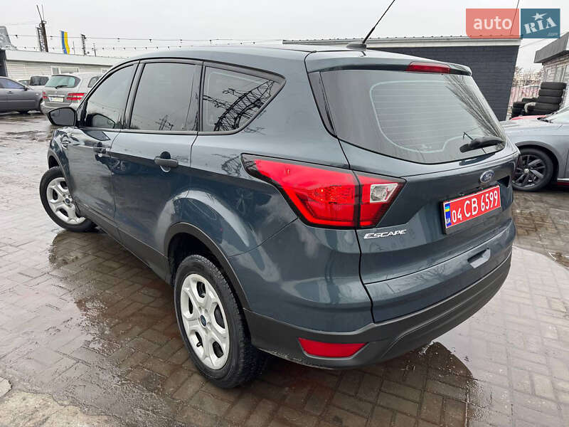 Позашляховик / Кросовер Ford Escape 2019 в Дніпрі