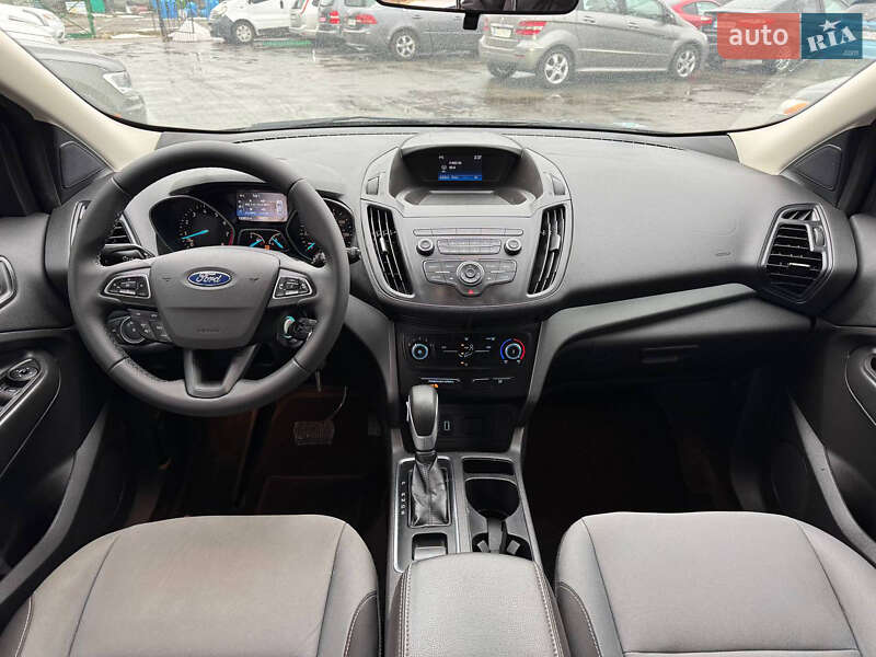 Позашляховик / Кросовер Ford Escape 2019 в Дніпрі