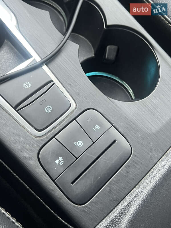 Внедорожник / Кроссовер Ford Escape 2021 в Одессе