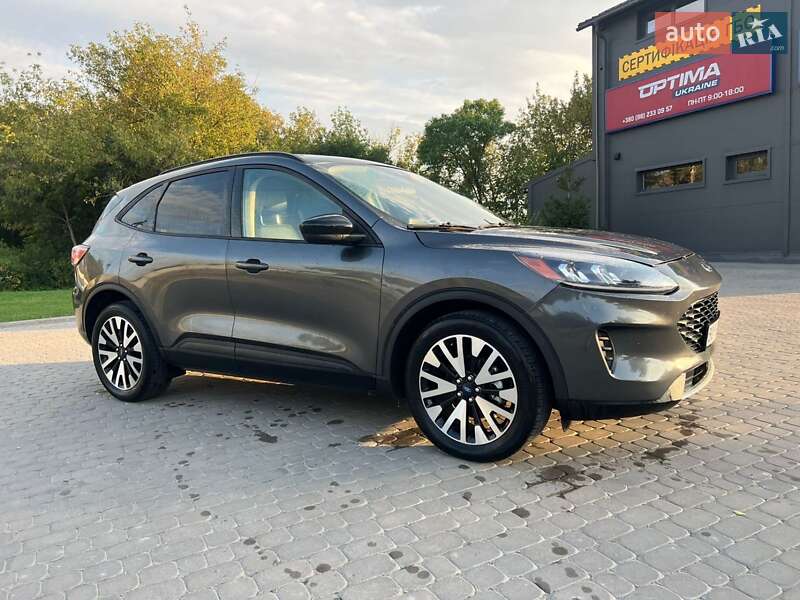 Позашляховик / Кросовер Ford Escape 2019 в Тернополі фото 4 Позашляховик / Кросовер Ford Escape 2019 в Тернополі