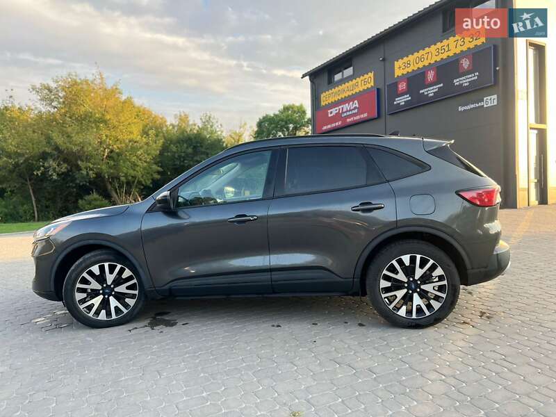 Позашляховик / Кросовер Ford Escape 2019 в Тернополі фото 15 Позашляховик / Кросовер Ford Escape 2019 в Тернополі