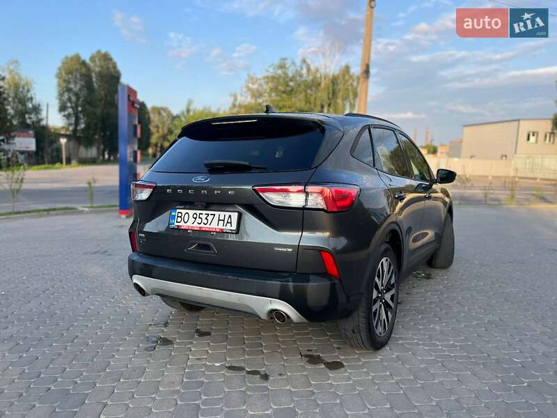 Позашляховик / Кросовер Ford Escape 2019 в Тернополі фото 22 Позашляховик / Кросовер Ford Escape 2019 в Тернополі