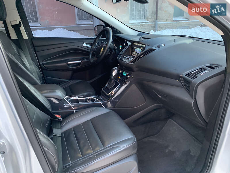 Позашляховик / Кросовер Ford Escape 2014 в Луцьку