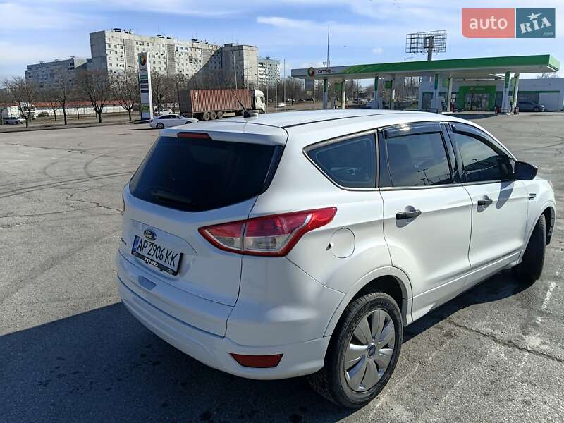 Внедорожник / Кроссовер Ford Escape 2015 в Запорожье