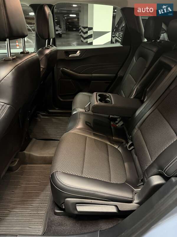 Позашляховик / Кросовер Ford Escape 2023 в Києві