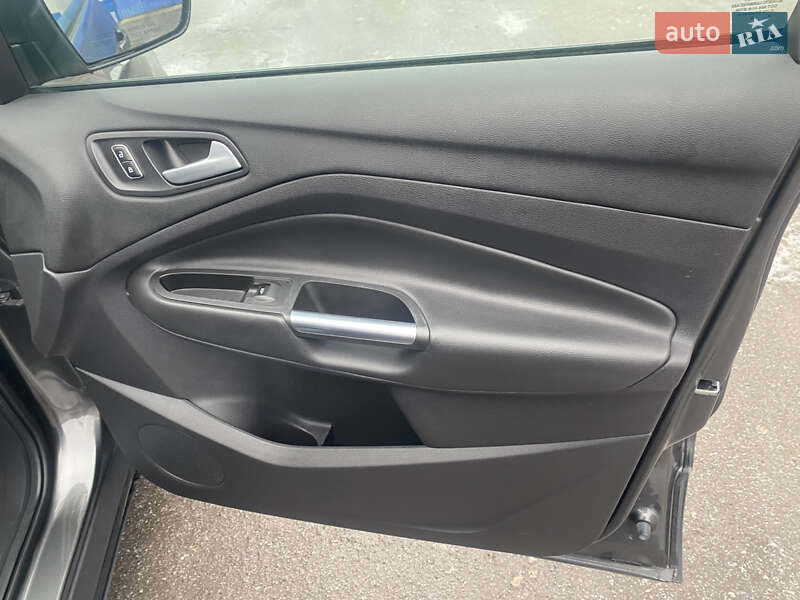 Внедорожник / Кроссовер Ford Escape 2015 в Жмеринке