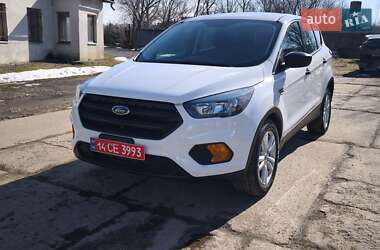Внедорожник / Кроссовер Ford Escape 2018 в Стрые