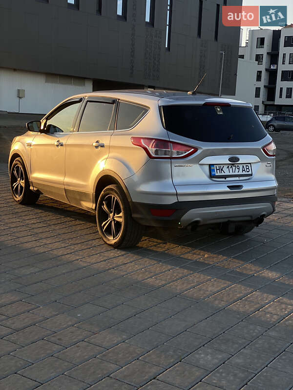 Внедорожник / Кроссовер Ford Escape 2014 в Ровно