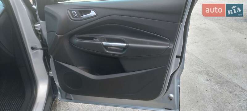 Внедорожник / Кроссовер Ford Escape 2015 в Гореничах фото 17 Внедорожник / Кроссовер Ford Escape 2015 в Гореничах