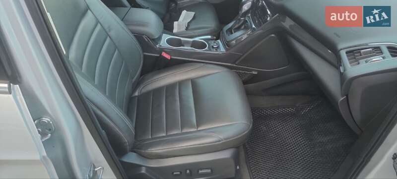 Внедорожник / Кроссовер Ford Escape 2015 в Гореничах фото 20 Внедорожник / Кроссовер Ford Escape 2015 в Гореничах
