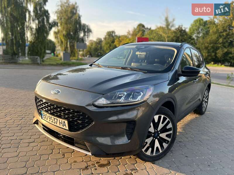 Позашляховик / Кросовер Ford Escape 2019 в Тернополі фото 33 Позашляховик / Кросовер Ford Escape 2019 в Тернополі