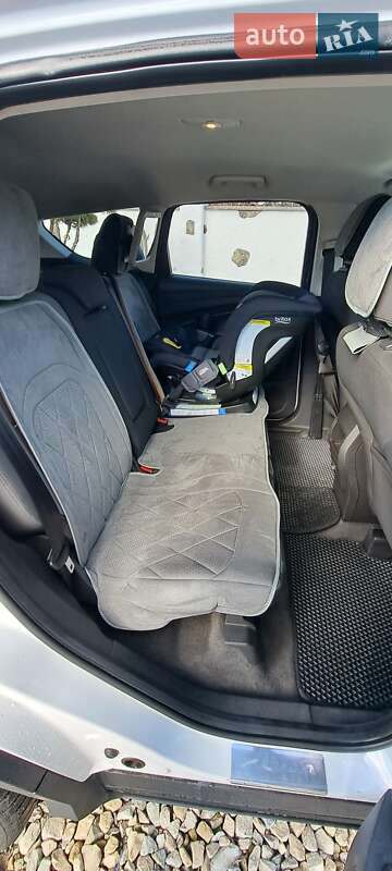 Внедорожник / Кроссовер Ford Escape 2014 в Ивано-Франковске
