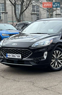 Внедорожник / Кроссовер Ford Escape 2020 в Одессе