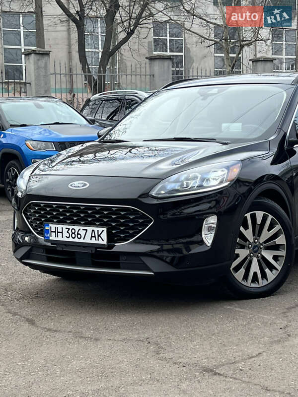 Внедорожник / Кроссовер Ford Escape 2020 в Одессе