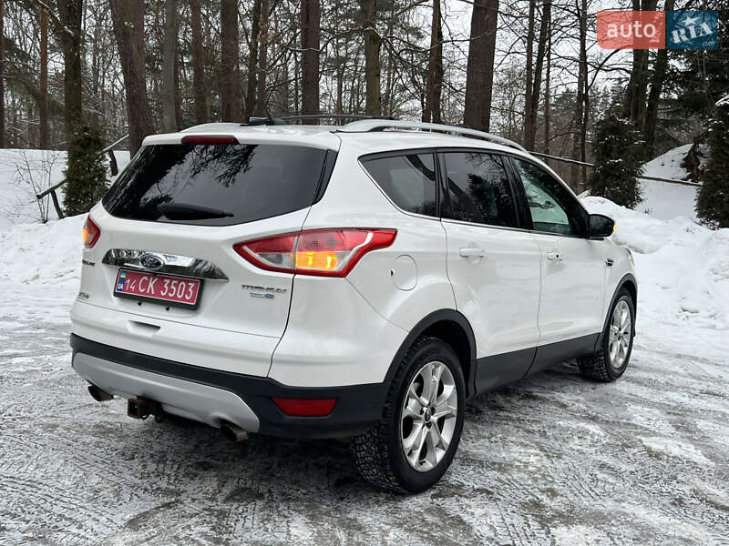 Внедорожник / Кроссовер Ford Escape 2016 в Трускавце