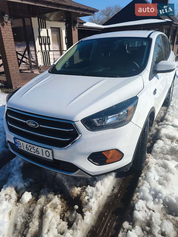 Позашляховик / Кросовер Ford Escape 2018 в Кременчуці