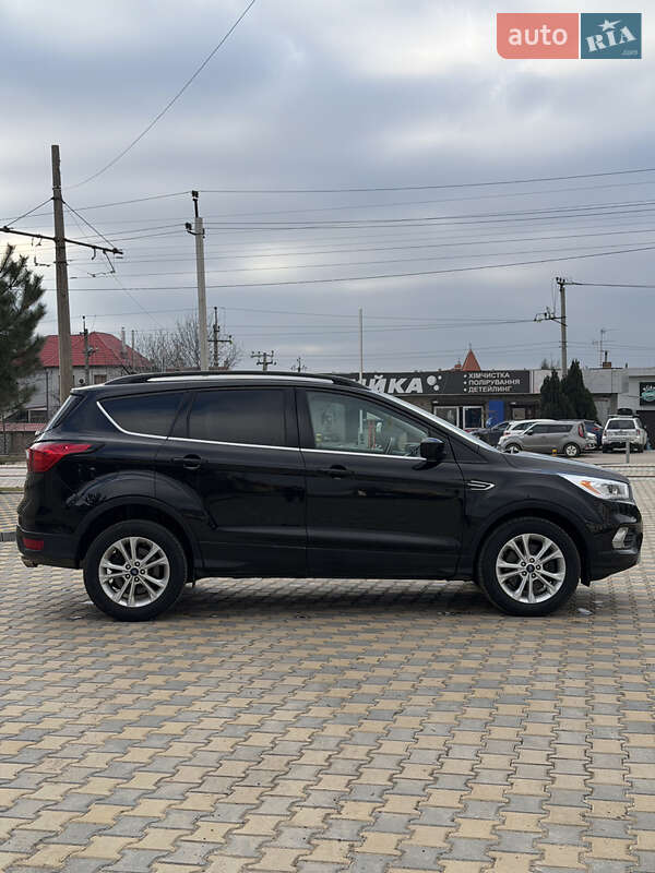 Внедорожник / Кроссовер Ford Escape 2019 в Одессе