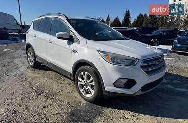 Позашляховик / Кросовер Ford Escape 2018 в Львові