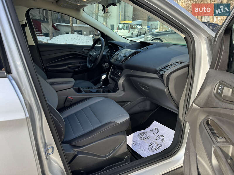 Внедорожник / Кроссовер Ford Escape 2018 в Тернополе