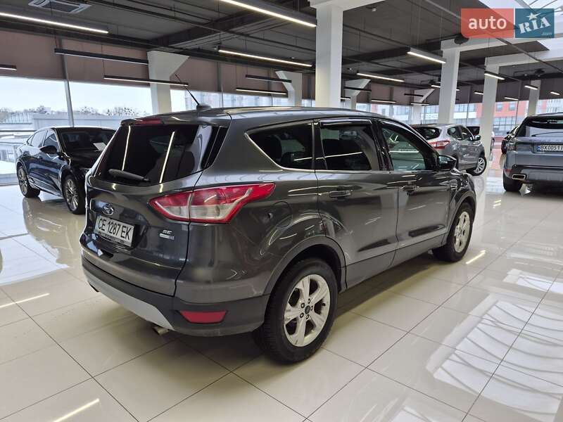 Внедорожник / Кроссовер Ford Escape 2015 в Хмельницком