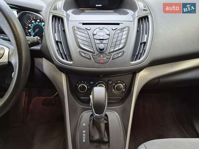 Внедорожник / Кроссовер Ford Escape 2015 в Хмельницком