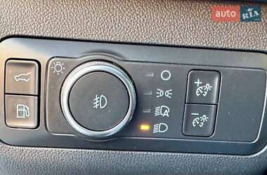 Внедорожник / Кроссовер Ford Escape 2019 в Киеве