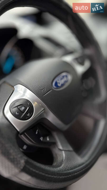 Позашляховик / Кросовер Ford Escape 2013 в Вінниці