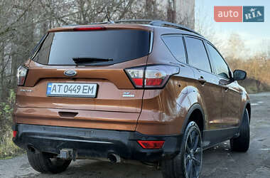 Внедорожник / Кроссовер Ford Escape 2017 в Коломые