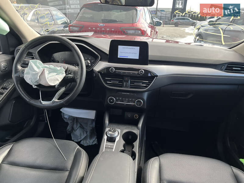 Внедорожник / Кроссовер Ford Escape 2020 в Львове