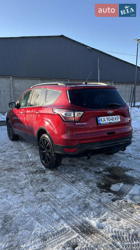 Внедорожник / Кроссовер Ford Escape 2017 в Киеве