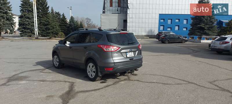 Внедорожник / Кроссовер Ford Escape 2014 в Днепре
