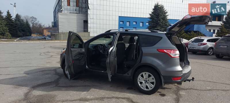 Внедорожник / Кроссовер Ford Escape 2014 в Днепре