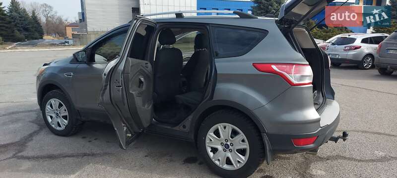 Внедорожник / Кроссовер Ford Escape 2014 в Днепре