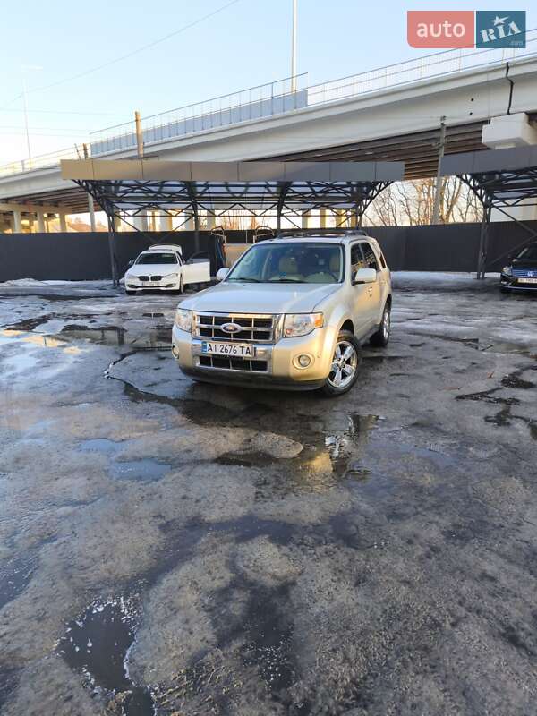 Позашляховик / Кросовер Ford Escape 2011 в Броварах