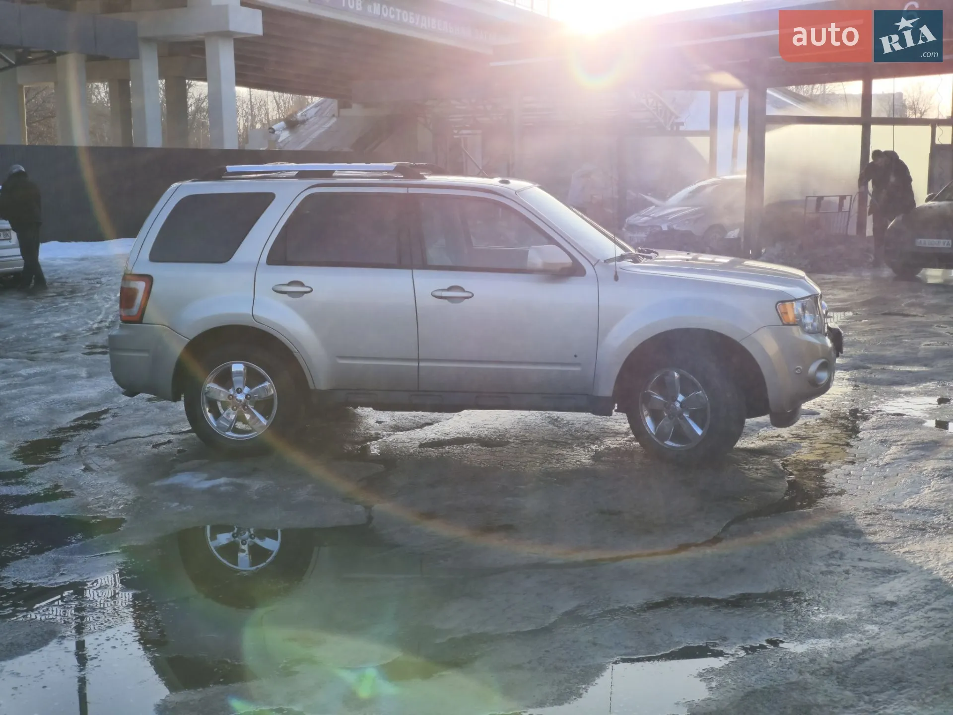2011 Ford Escape - мініатюра 27