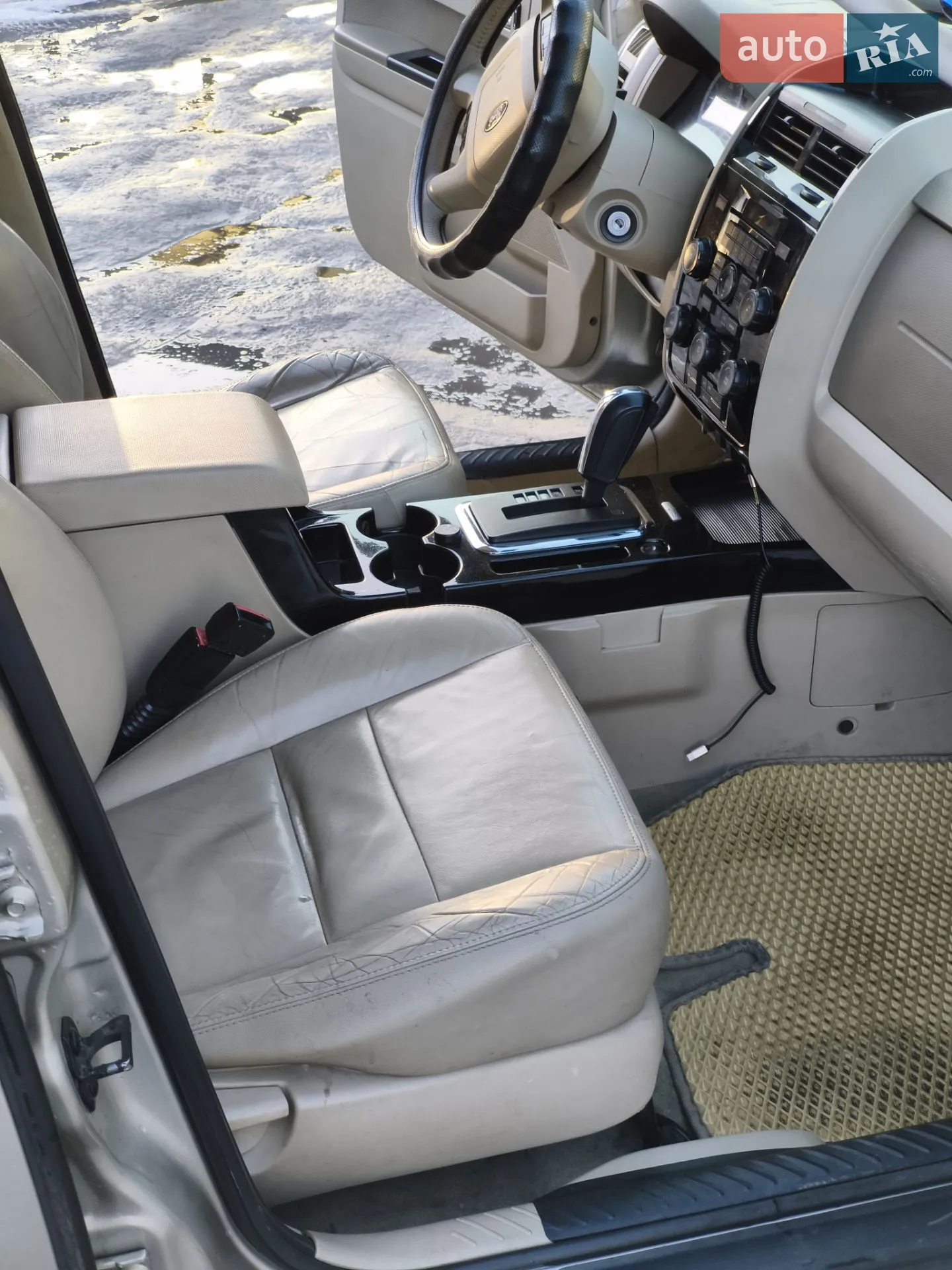 2011 Ford Escape - мініатюра 31