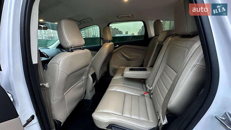 Внедорожник / Кроссовер Ford Escape 2018 в Киеве