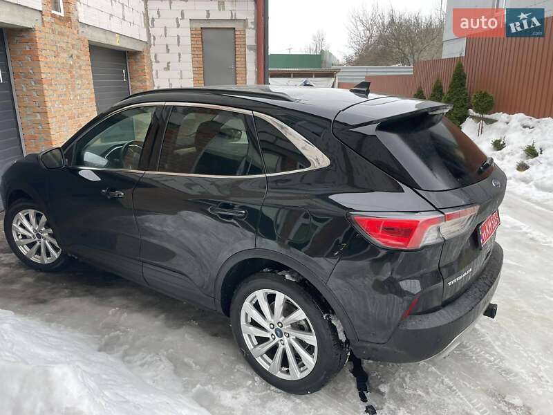 Внедорожник / Кроссовер Ford Escape 2022 в Киеве