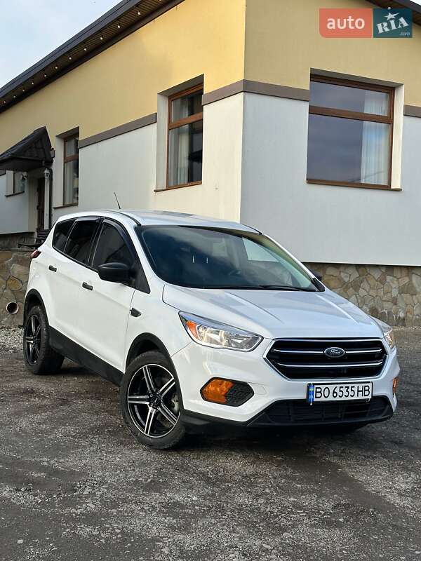 Позашляховик / Кросовер Ford Escape 2018 в Бережанах